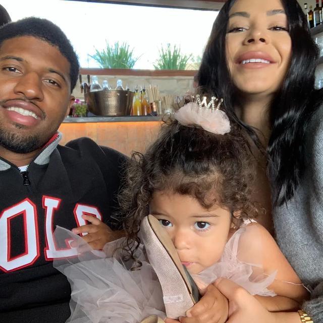 周旋NBA圈子吸金，皮蓬前妻为何不效仿丹尼找乔治这样的铁饭碗？