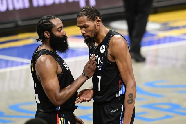 NBA最新夺冠赔率出炉！篮网禁赛欧文仍居首，湖人第二勇士第四