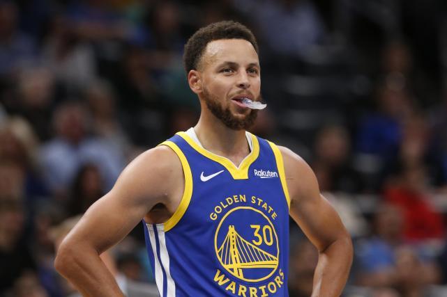 NBA官宣重罚15万美元！费城违规引诱库里：两个单词招来罚单
