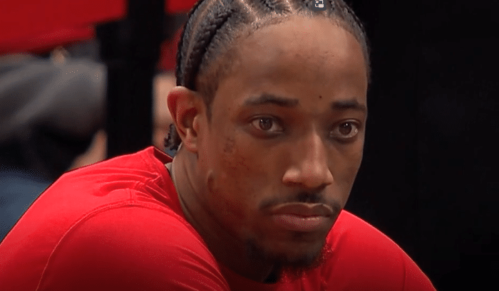 NBA惨案！伪强队狂输30分，中投王脸色铁青，主场死寂鸦雀无声