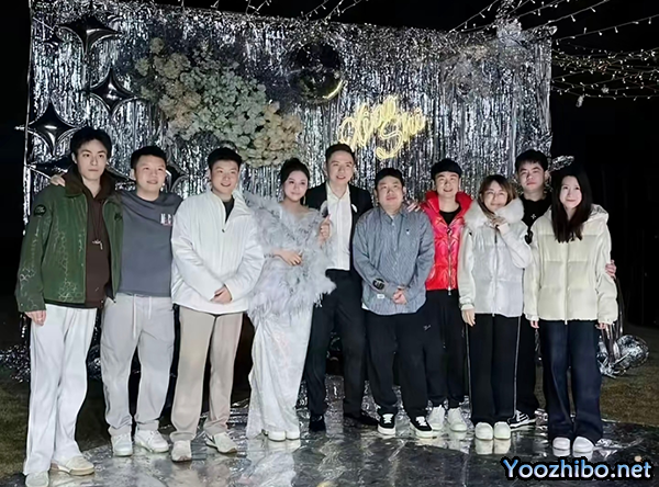 【<a href=/zonghesh/snooker/ target=_blank class=infotextkey>斯诺克</a>-要闻】肖国栋前天举办了婚礼,巡回锦标赛目前已经确定了9位参赛球员,颜丙涛表示2027年解禁后复出