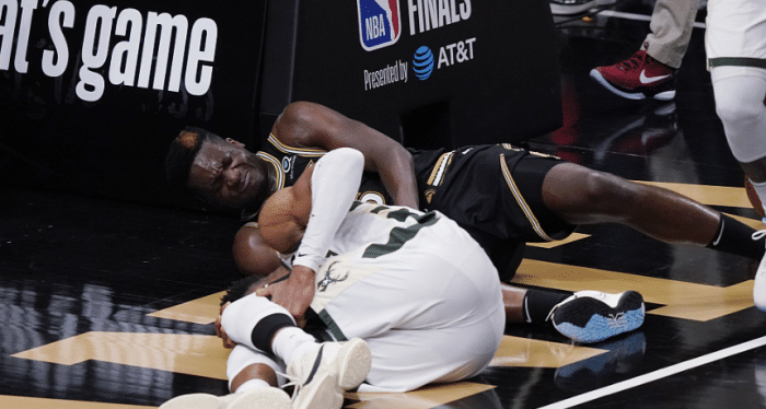 第11位巨星倒下！NBA7支争冠球队遭遇伤病潮，篮网遭重创，太阳最幸运
