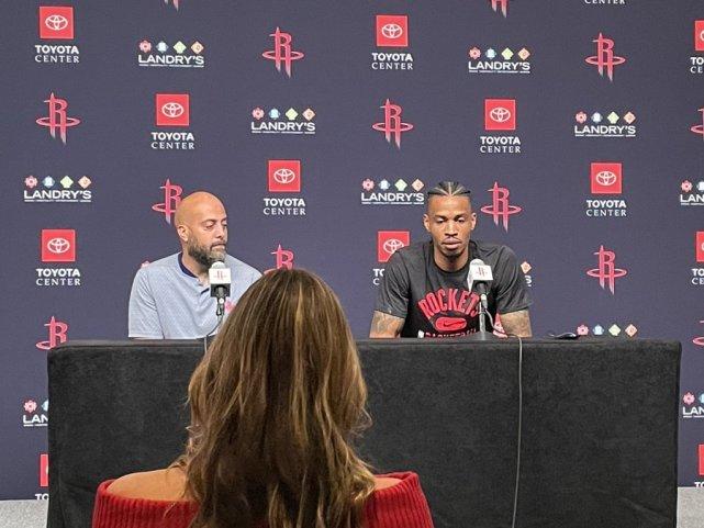 告别12年NBA生涯！九指扣篮王宣布退役，休城之子加入火箭教练组
