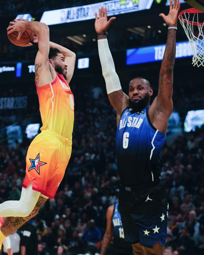塔图姆55+10夺全明星MVP！打破多项历史纪录 全场为他欢呼庆祝